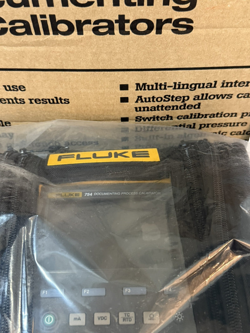 FLUKE 754 DOCUMENTING PROCESS CALIBRATOR/ MFG-2024 CALIBRATED 2024