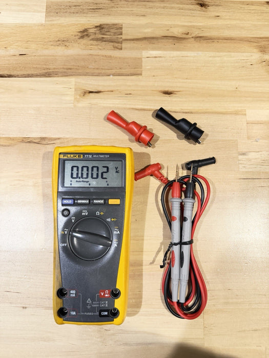FLUKE 77-IV MULTIMETER W / LEAD SET & CLIPS - SHIPS FAST (TESTED)