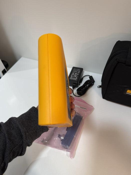 FLUKE PROSIM 3 VITAL SIGNS SIMULATOR WITH BAG & ACCESSORIES NEWTESTED