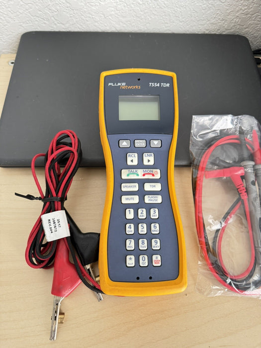 FLUKE NETWORKS TS54 TDR & LEADS (EXCELLENT CONDITION) SHIPS FAST