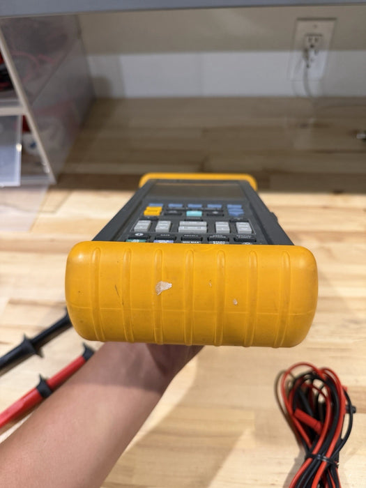 FLUKE 99 SCOPEMETER SERIES II 50MHZ WITH ACCESSORIES