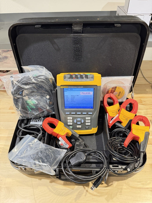 FLUKE 434 SERIES POWER QUALITY ANALYZER KIT W/ACCESSORIES - SHIPS FREE (TESTED)