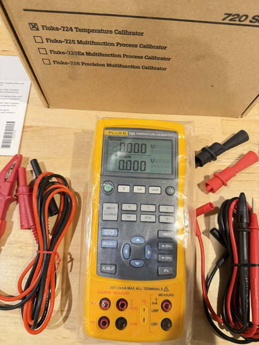 FLUKE 724 TEMPERATURE CALIBRATOR METER / NEW SEALED - FREE SHIPPING (TESTED) NEW