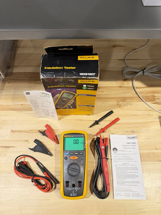 FLUKE 1507 INSULATION MULTIMETER W/ LEADS & CLIPS - SHIPS FAST (NEW)