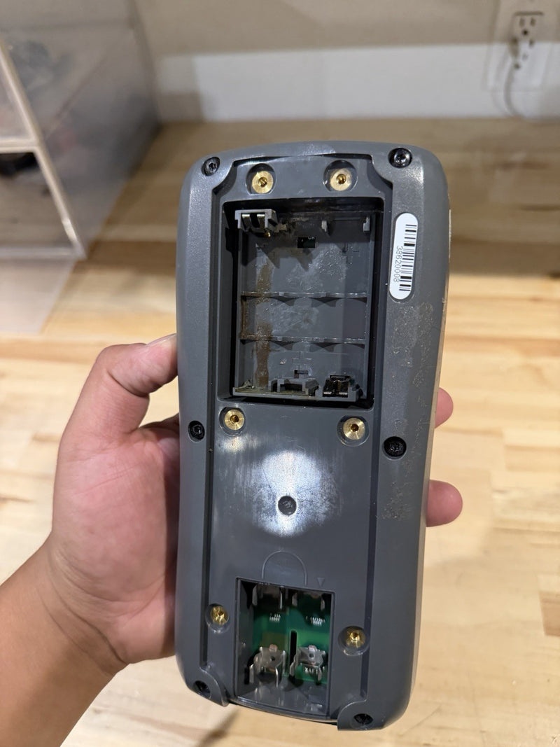 FLUKE 28 II TRUE RMS MULTIMETER FOR PARTS