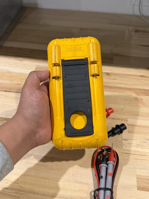FLUKE 87V TRUE RMS MULTIMETER W/ LEADS - TESTED (SHIPS FAST)