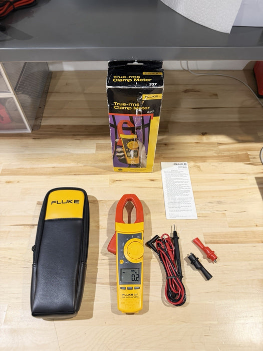 FLUKE 337 TRUE RMS CLAMP METER NEW