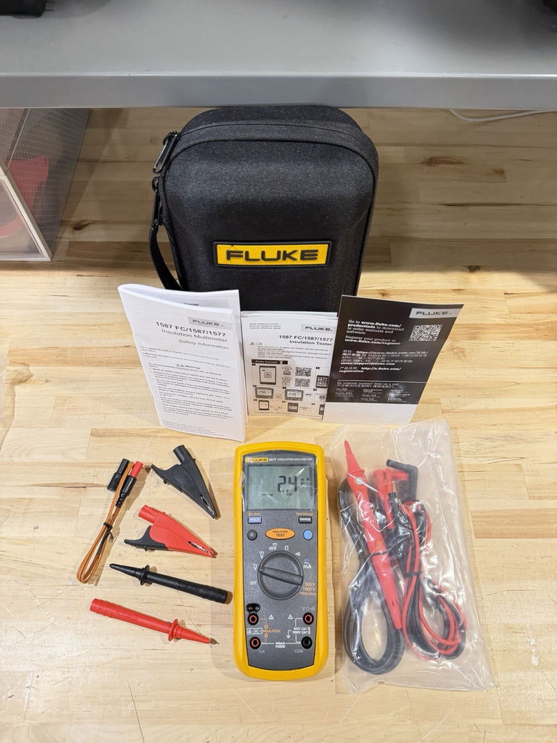 FLUKE 1577 INSULATION MULTIMETER W/ LEADS & CASE TESTED SHIPS FAST NEW