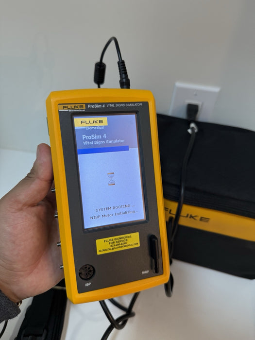 FLUKE BIOMEDICAL PROSIM 4 & SPOT LIGHT KIT WITH BAG & CHARGER TESTED