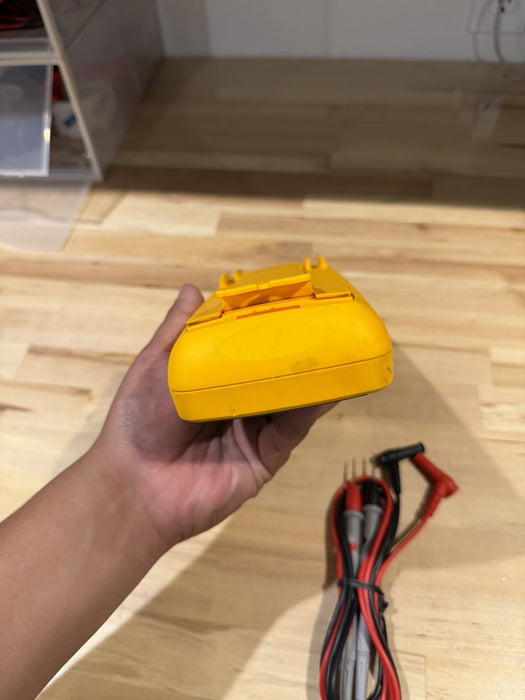 FLUKE 289 TRUE RMS ELECTRONIC LOGGING DIGITAL MULTIMETER W/ LEADS & CLIPS #4