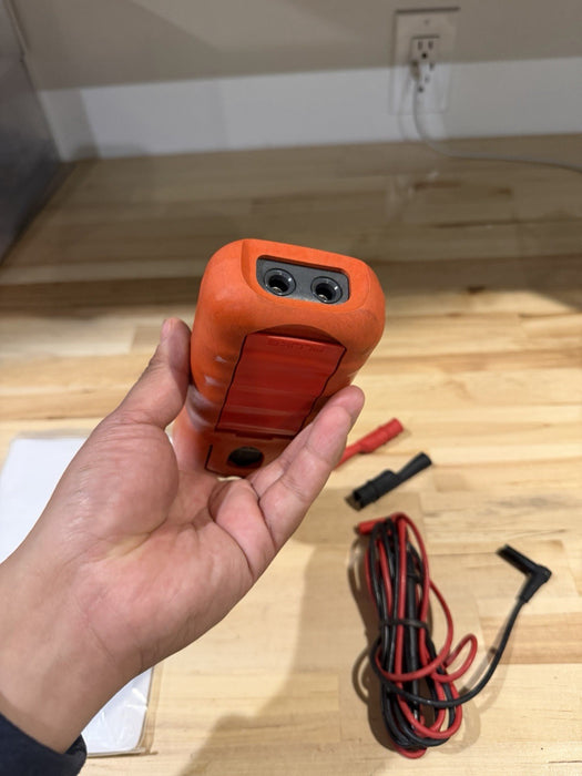 FLUKE 707EX MA CALIBRATOR WITH LEADS & MANUAL TESTED