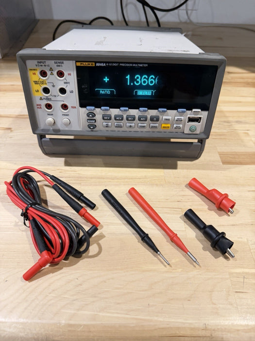 FLUKE 8846A 6 1/2 PRECISION DIGITAL MULTIMETER (TESTED) W / LEADS & CLIPS