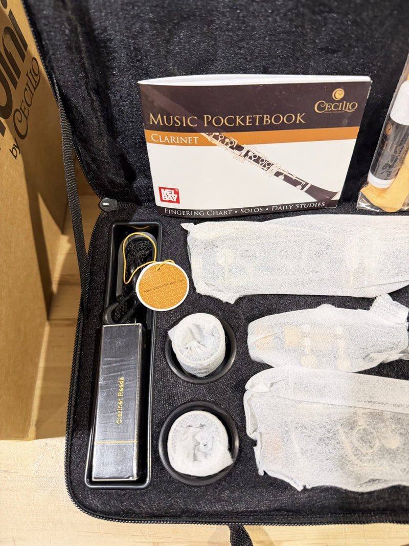 MENDINI BY CECILIO MCT-JE2 CLARINET W/CASE & ACCESSORIES (NEW SEALED)
