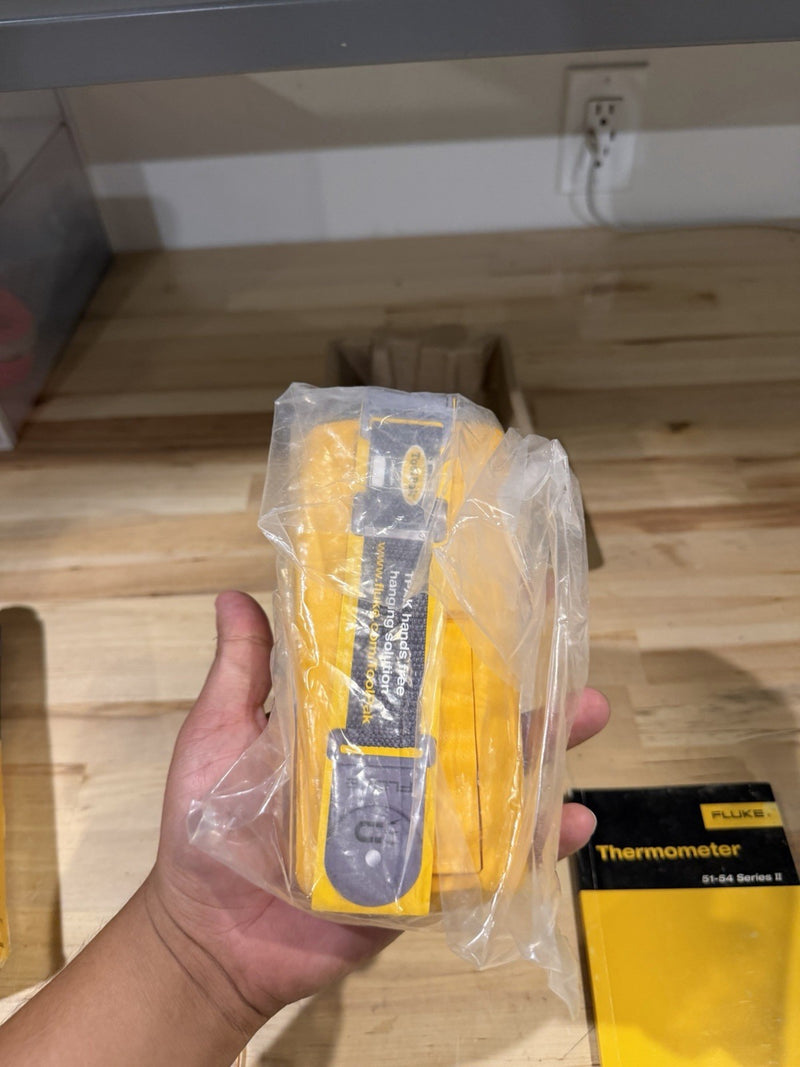 FLUKE 51 II THERMOCOUPLE THERMOMETER