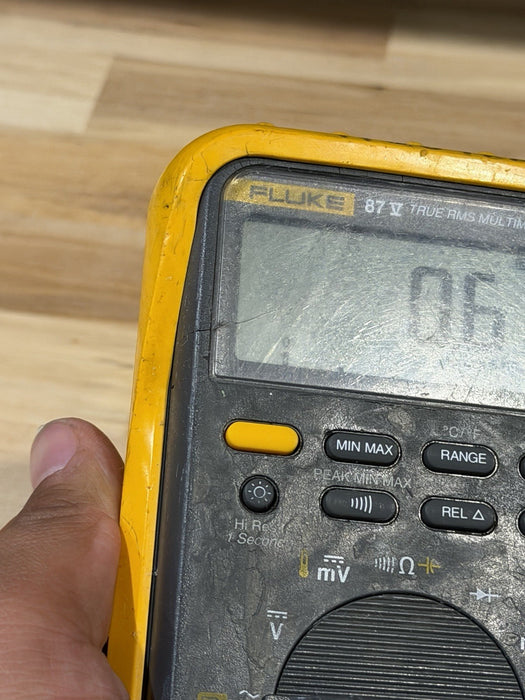 FLUKE 87V TRUE RMS MULTIMETER W/ LEADS - TESTED (SHIPS FAST)