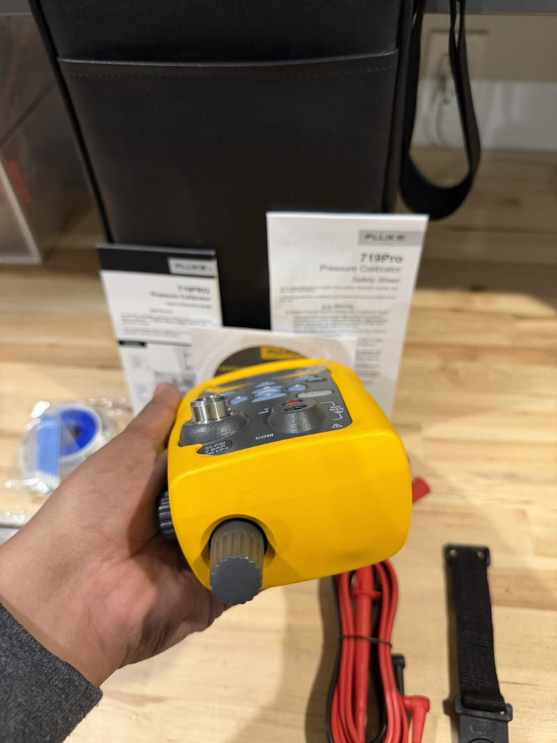 FLUKE 719PRO 30G PRESSURE CALIBRATOR KIT (PARTS ONLY) FOR PARTS