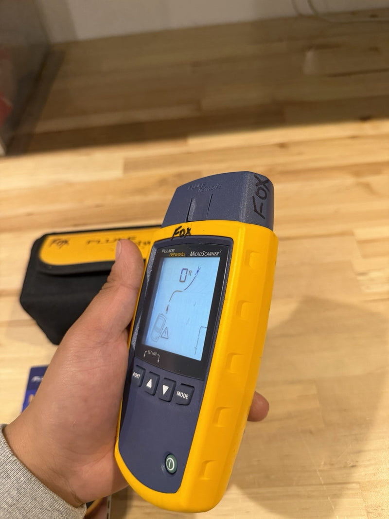 FLUKE NETWORKS MICROSCANNER 2 WITH BAG & MANUAL