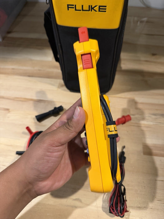 FLUKE 772 MILLIAMP PROCESS CLAMP WITH LEADS & CLIPS TESTED