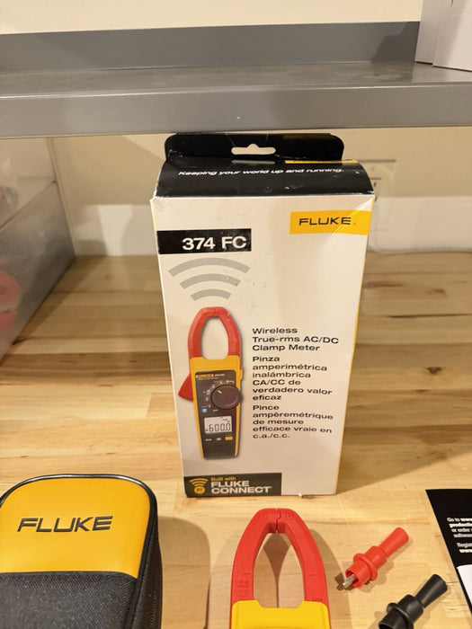 FLUKE 374 FC TRMS CLAMP METER WITH LEADS & CLIPS TESTED