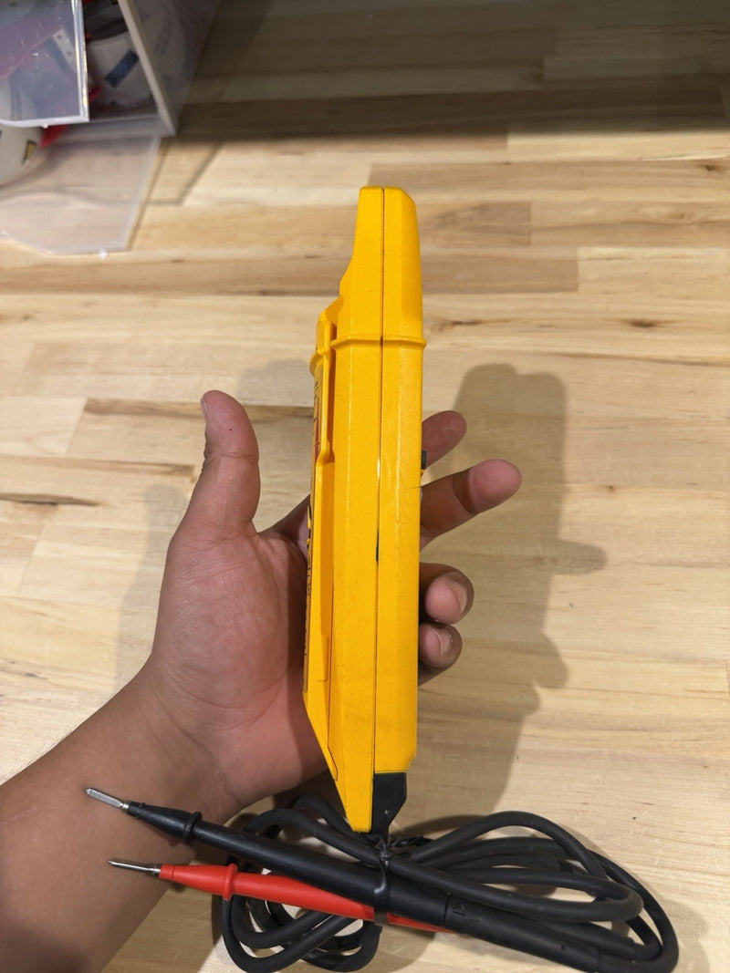FLUKE T6-600 ELECTRICAL TESTER 600V CAT III TESTED