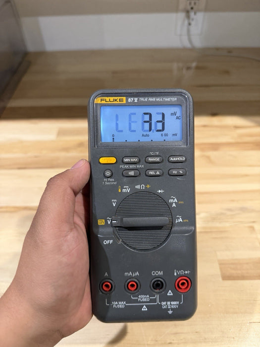 FLUKE 87V TRUE RMS MULTIMETER (PARTS ONLY) FOR PARTS - SHIPS FAST