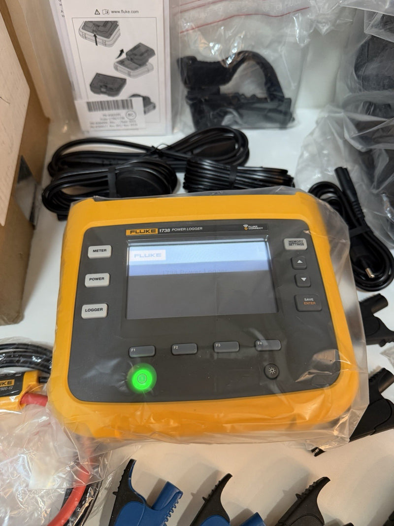 FLUKE 1738 POWER LOGGER KIT 3 PHASE WITH ACCESSORIES/CALIBRATED 2026