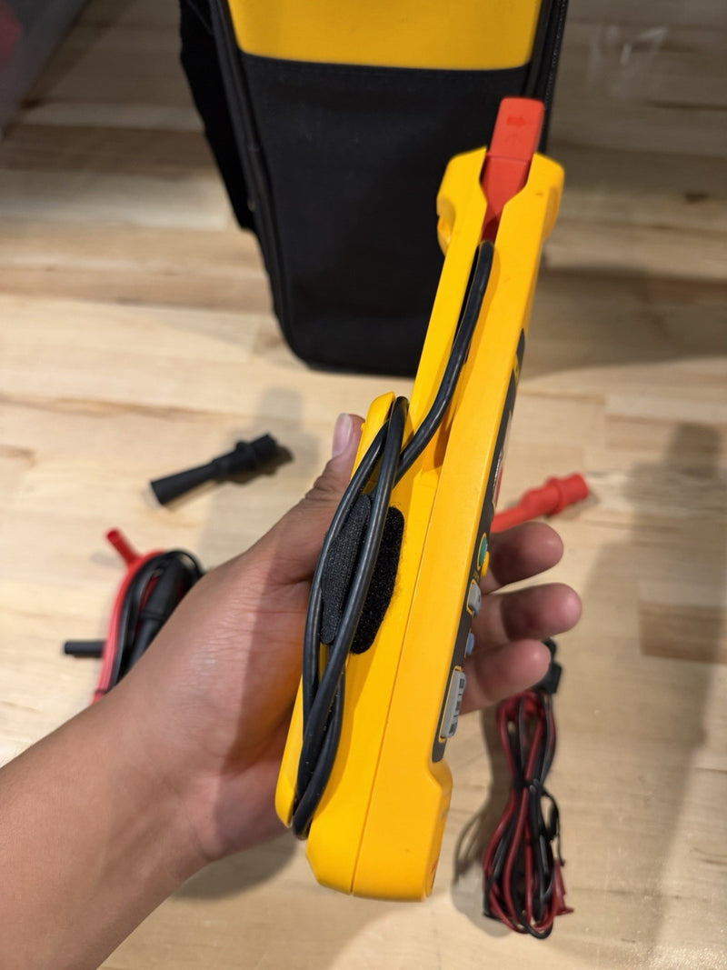 FLUKE 772 MILLIAMP PROCESS CLAMP WITH LEADS & CLIPS TESTED