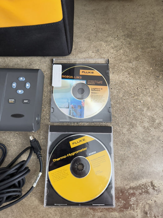 FLUKE 5020A THERMO-HYGROMETER W/BAG & ACCESSORIES- SHIPS FAST