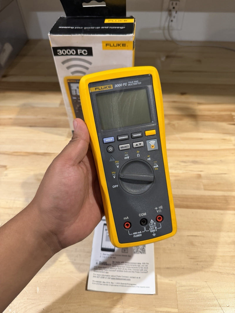 FLUKE 3000 FC WIRELESS DIGITAL MULTIMETER FOR PARTS