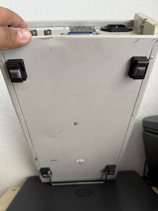FLUKE PM6690 2.7 GHZ FREQUENCY COUNTER/TIMER ANALYZER