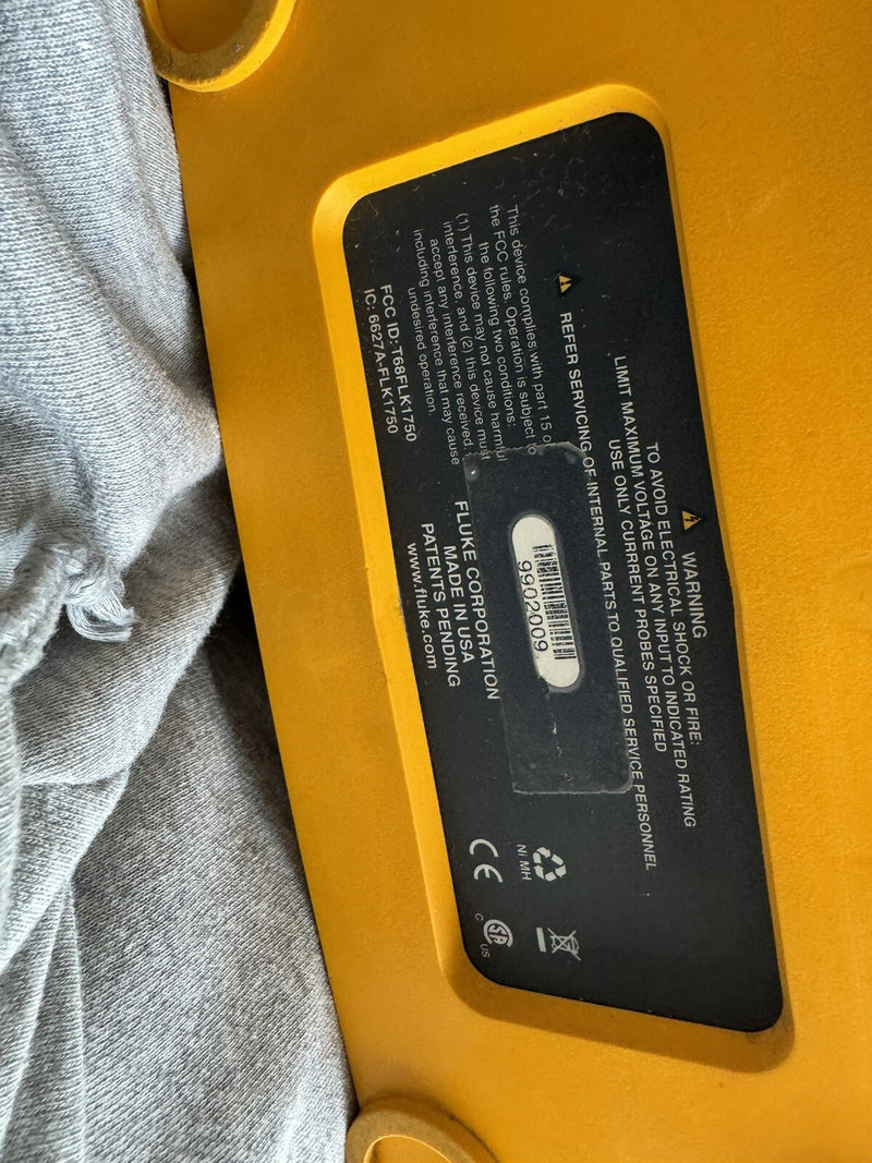 FLUKE 1750 3-PHASE POWER QUALITY RECORDER WITH 4 3140R AC CLAMPS