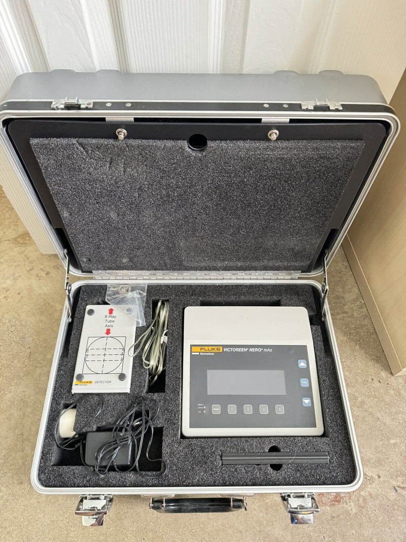 FLUKE BIOMEDICAL 8000 VICTOREEN NERO MAX X-RAY WITHCASE