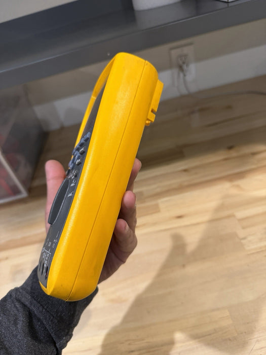 FLUKE 287 TRUE RMS ELECTRONIC LOGGING DIGITAL MULTIMETER (PARTS ONLY) FOR PARTS