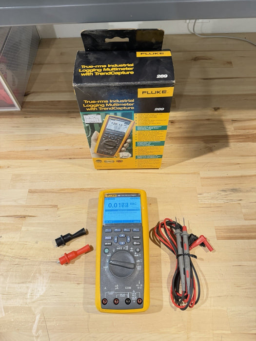 FLUKE 287 TRUE RMS ELECTRONIC LOGGING DIGITAL MULTIMETER WITH LEADS & CLIPS