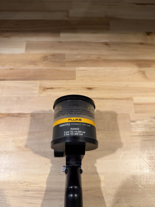 FLUKE 700HTP-2 HYDRAULIC TEST PUMP 10,000 PSI 690 BAR (TESTED) GREAT CONDITION
