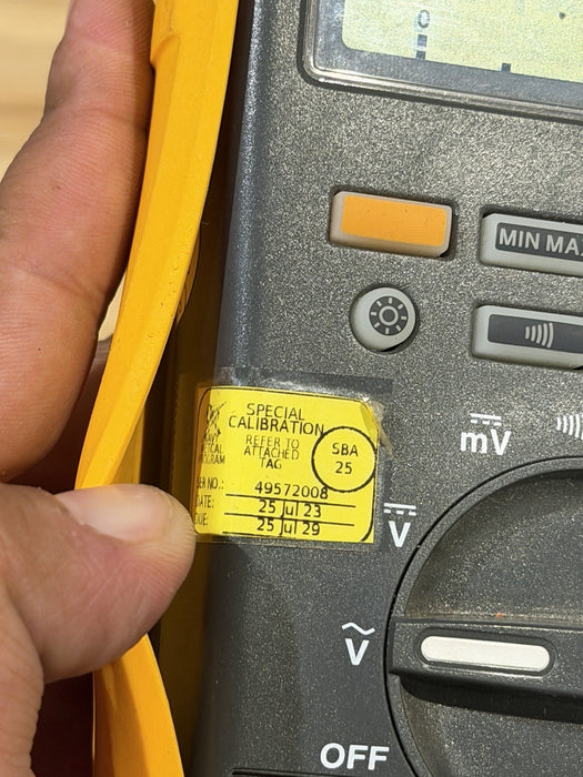 FLUKE 27 II INDUSTRIAL DIGITAL MULTIMETER WITH LEADS & CLIPS CALIBRATED 2025