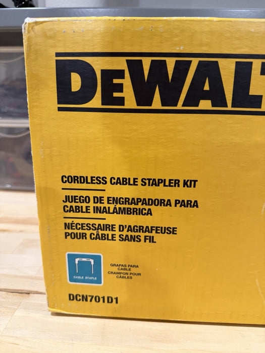 DEWALT DCN701D1 20V CORDLESS CABLE STAPLER KIT NEW SEALED
