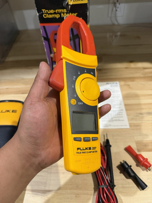 FLUKE 337 TRUE RMS CLAMP METER NEW