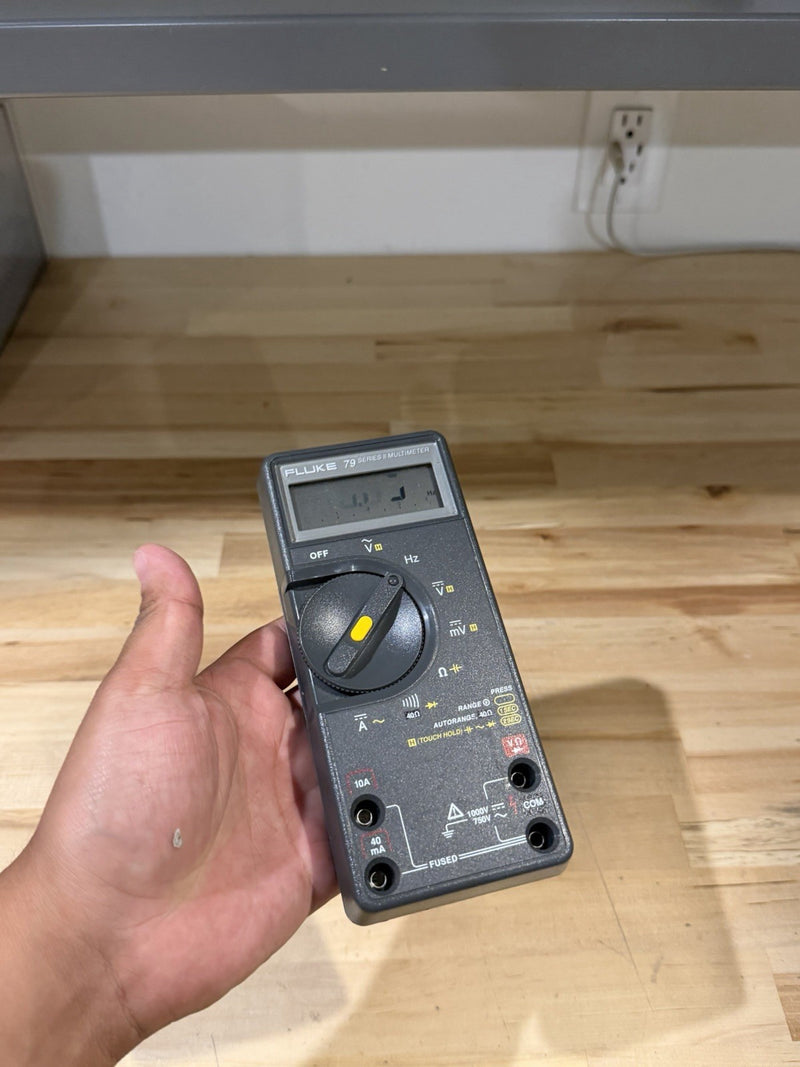 FLUKE 79 SERIES II MULTIMETER FOR PARTS
