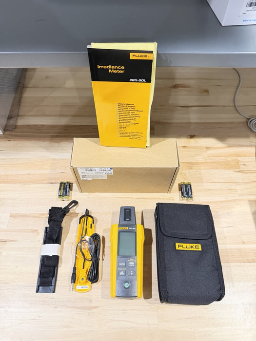 FLUKE IRR1-SOL IRRADIANCE METER KIT (NEW FACTORY SEALED) SHIPS FAST
