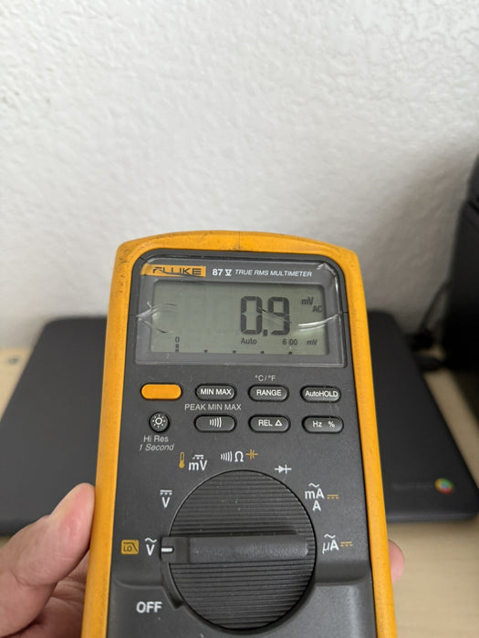 FLUKE 87V TRUE RMS MULTIMETER W /LEADS - SHIPS FAST