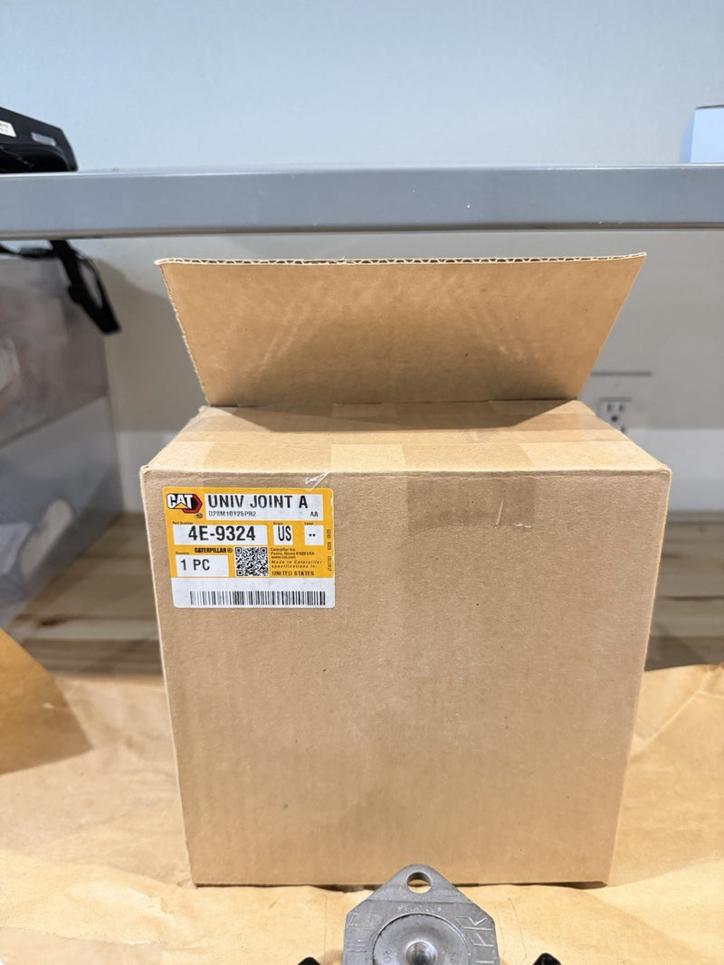 CAT 4E-9324 UNIVERSAL JOINT ASSEMBLY (NEW FACTORY SEALED) FREE SHIPPING