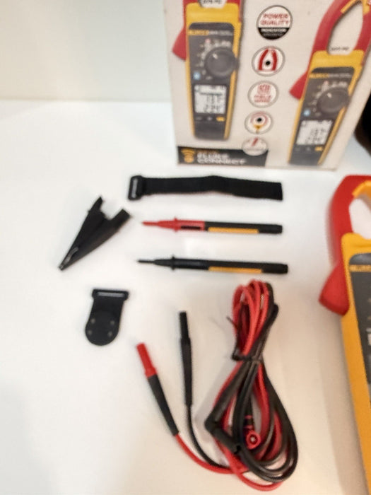 FLUKE 377 FC NON-CONTACT VOLTAGE CLAMP METER (NEW FACTORY SEALED) SHIPS FAST