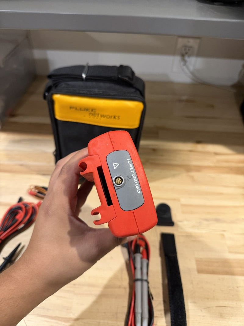 FLUKE 725EX MULTIFUNCTION PROCESS CALIBRATOR W/ ACCESSORIES- TESTED