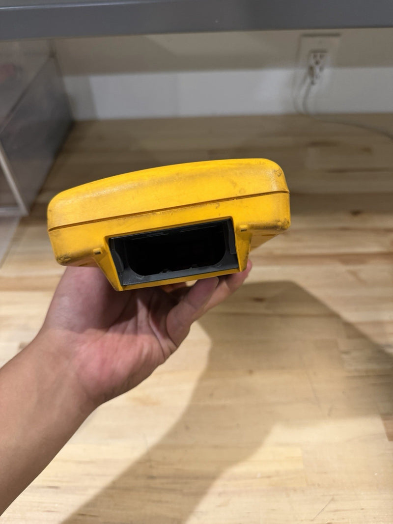 FLUKE 744 DOCUMENTING PRCESS CALIBRATOR FOR PARTS