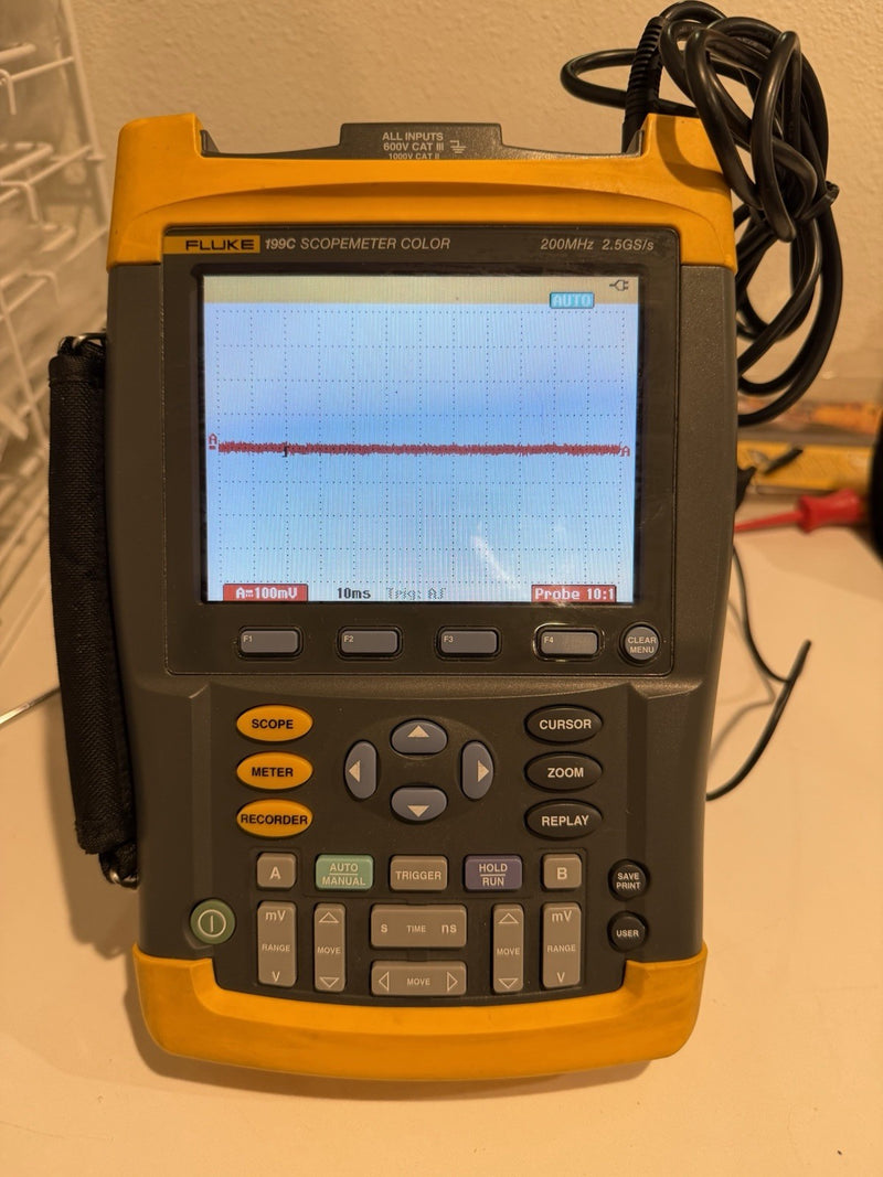 FLUKEE 199C 200MHZ 2.5GS/S SCOPEMETER COLOR WITH ACCESSORIES TESTED