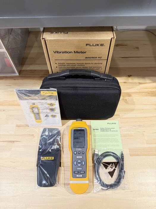 FLUKE 805 FC VIBRATION METER W / ACCESSORIES (NEW FACTORY SEALED) SHIPS FAST