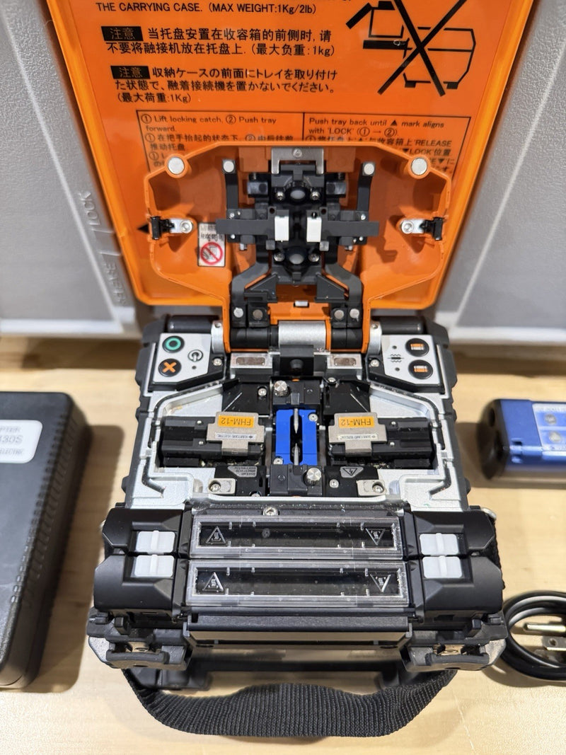 SUMITOMO ELECTRIC TYPE-Q101-M12 MASS FUSION SPLICER TESTED