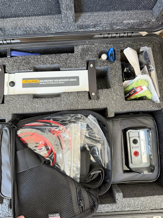 FLUKE PVA-1500HE2 SOLMETRIC HIGH EFFICIENCY PV ANALYZER I-V CURVE TRACER (NEW)