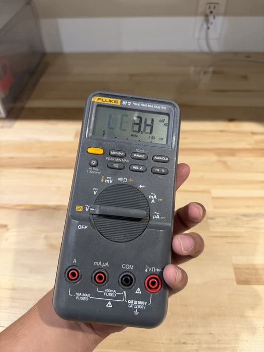 FLUKE 87V TRUE RMS MULTIMETER (PARTS ONLY) FOR PARTS - SHIPS FAST